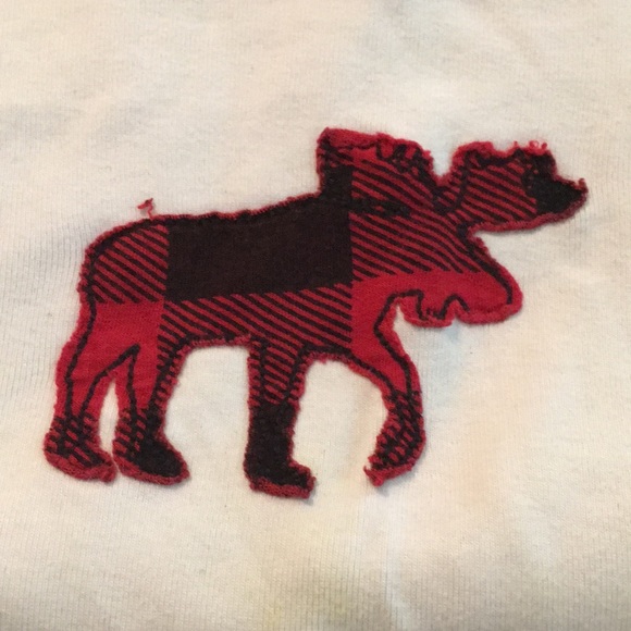 Host pick ⭐️- Super adorable girls cabin moose pajama set- size 8 - Picture 5 of 7